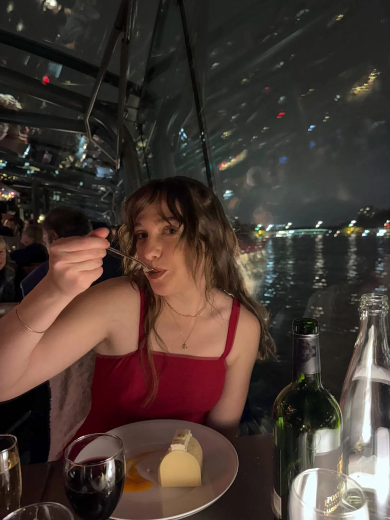 Paris tour for solo female travelers