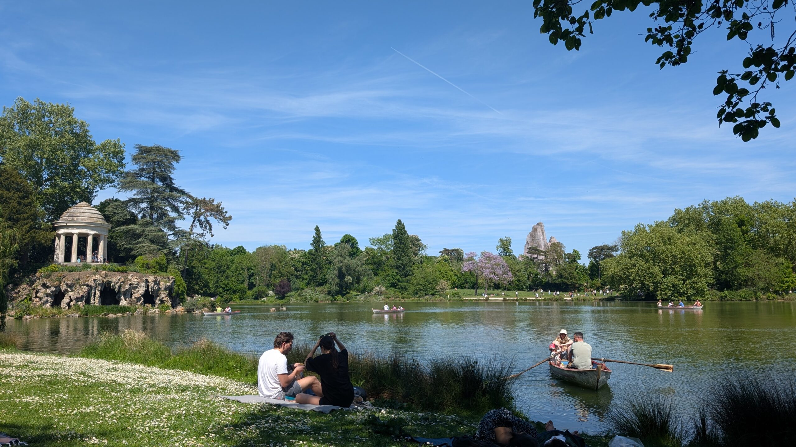 small group Paris tour for women